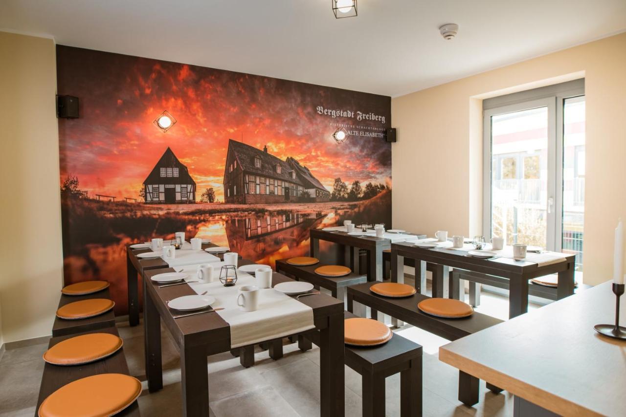 ELLY Hostel Freiberg Buitenkant foto
