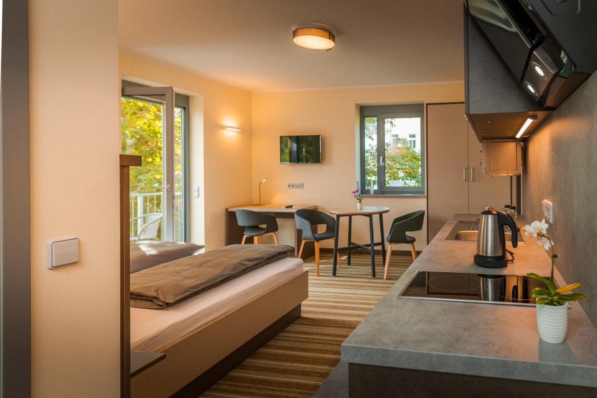 ELLY Hostel Freiberg Buitenkant foto